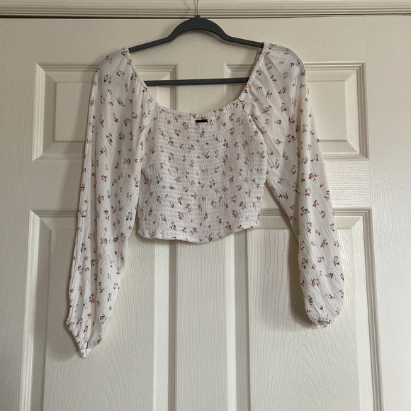 Billabong white floral long sleeve - Picture 2 of 5